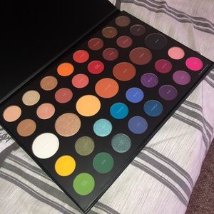 James Charles palette
